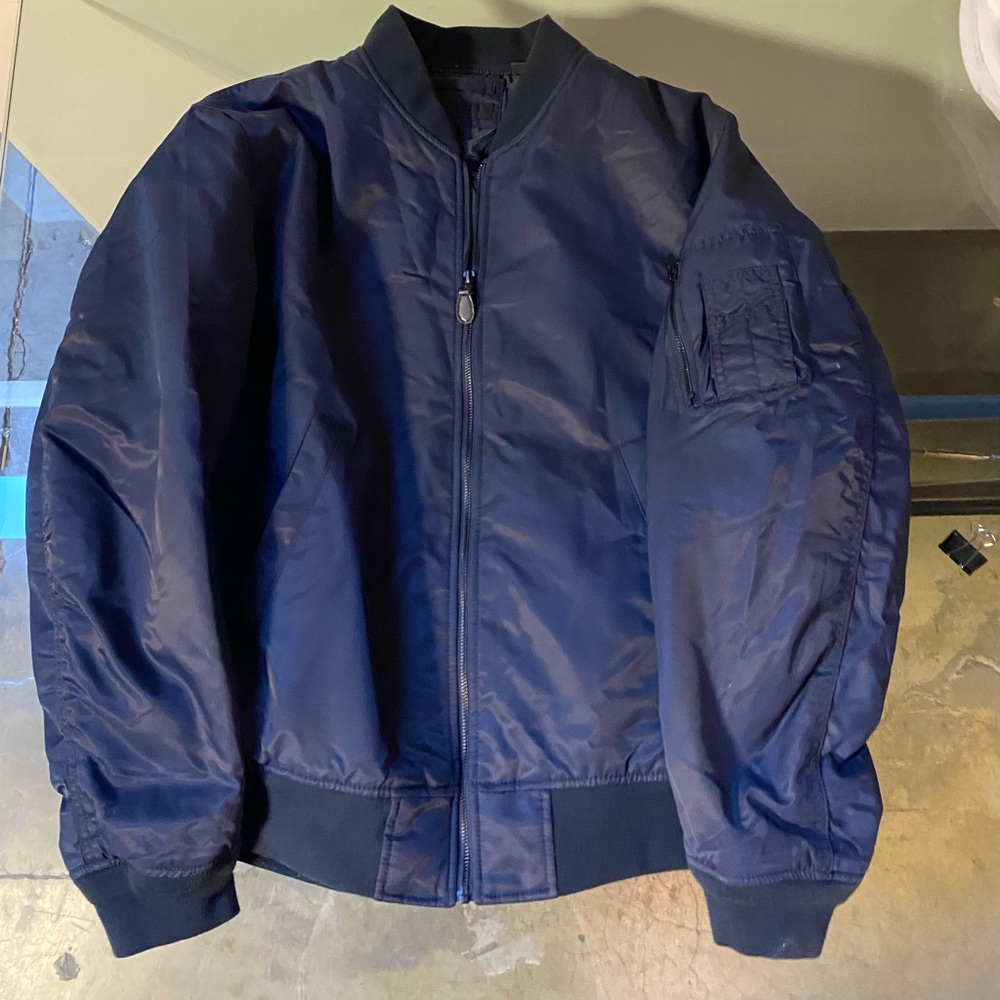 Uniqlo men’s bomber jacket navy blue size L